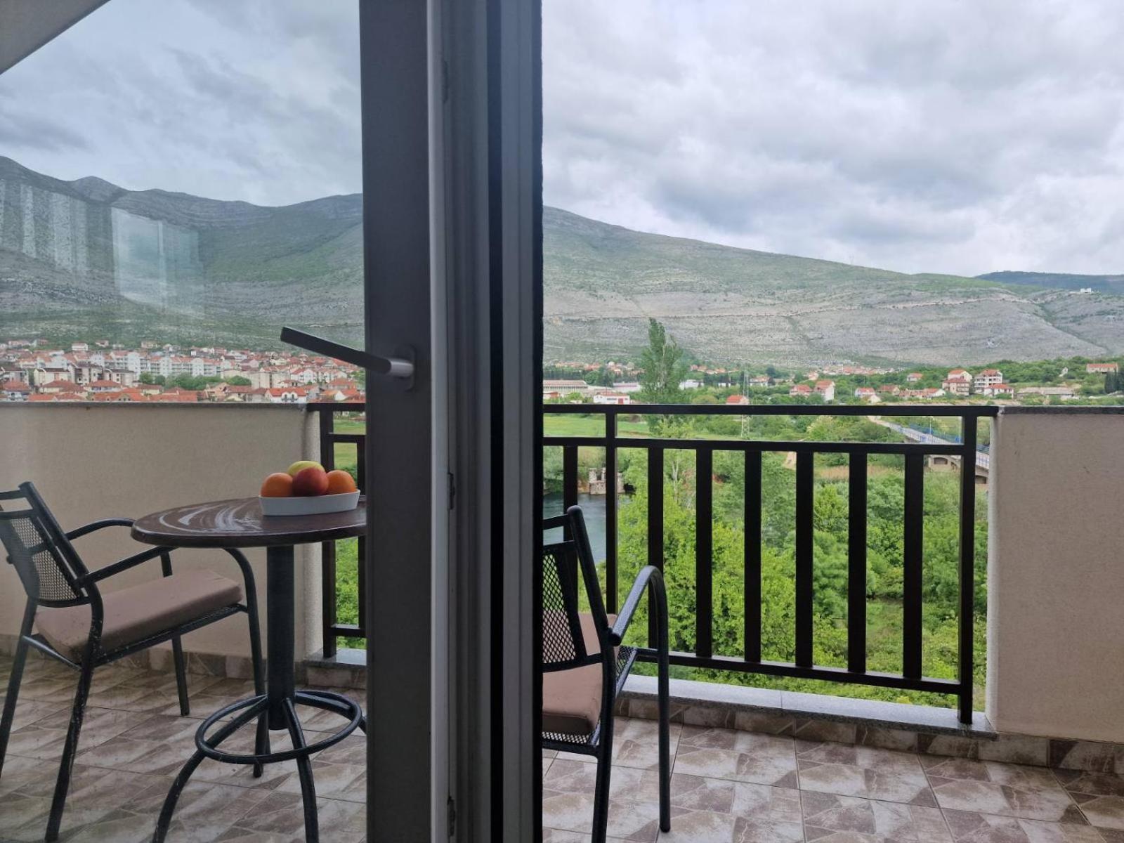 Studio Apartmani Milovic Trebinje Ngoại thất bức ảnh